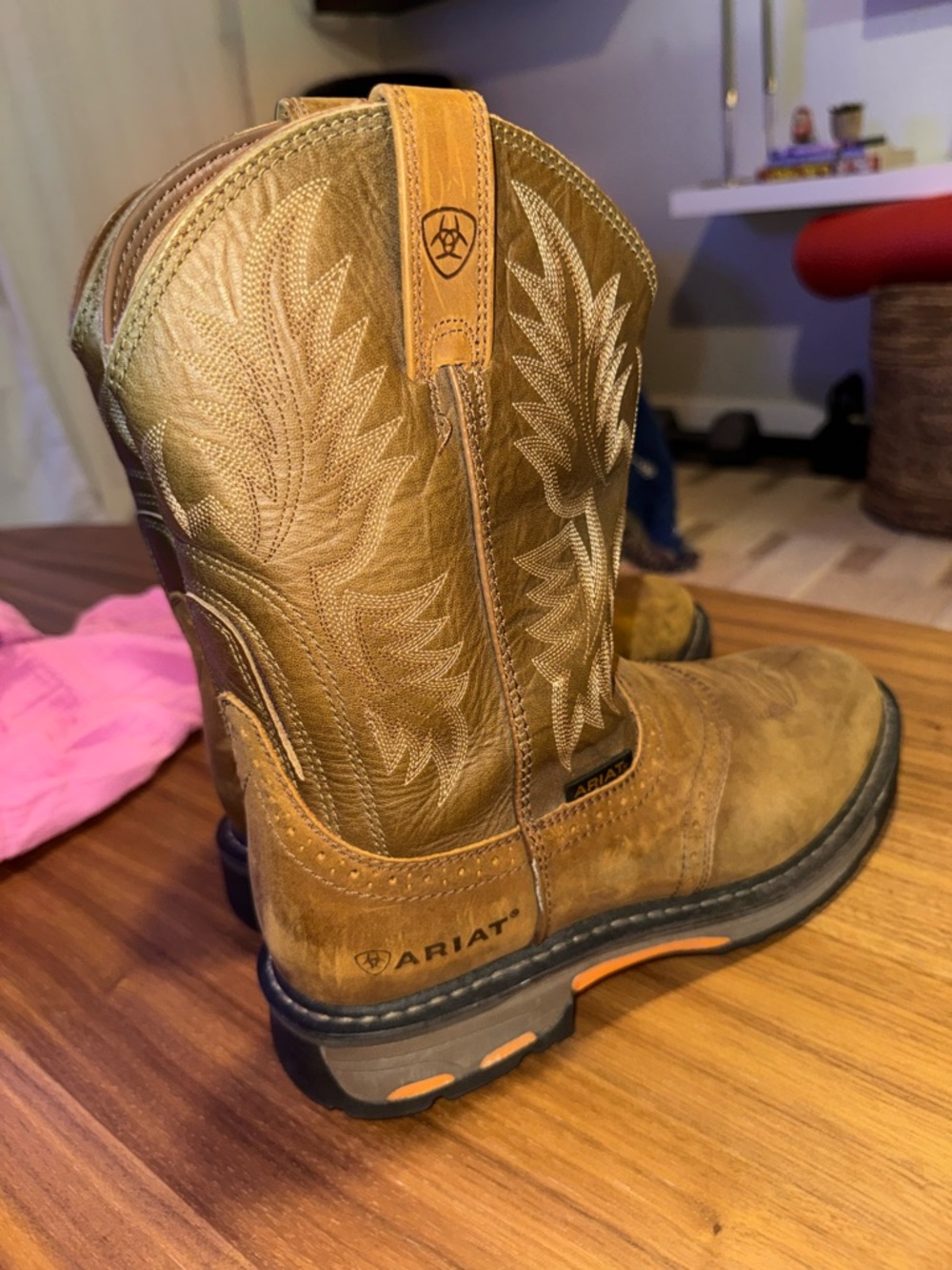 Ariat Brown Tan Western Cowboy Boots - Picture 2 of 3